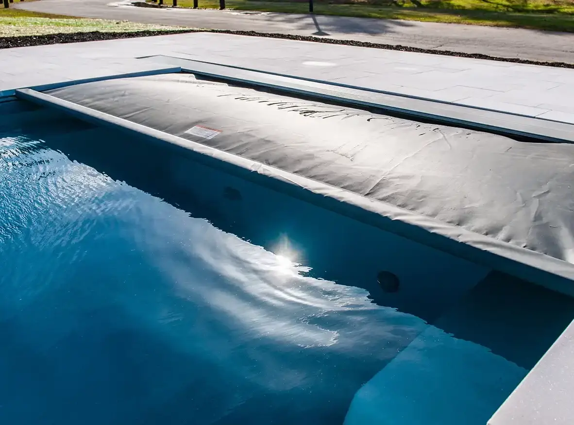 integra automatic pool cover